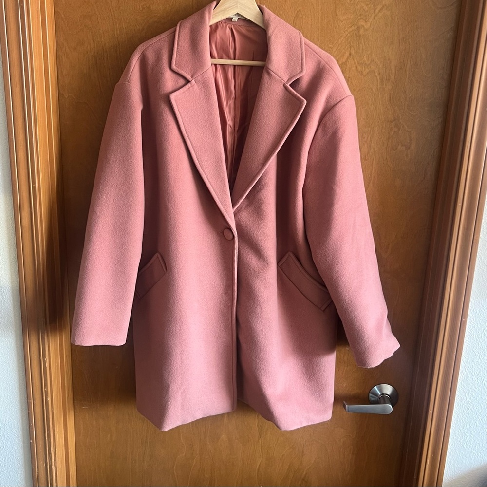 Lulu’s Playwright Rusty Rose Coat - image 8